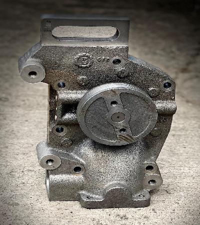 BOMBA DE AGUA N14 VOLVO CUMMINS 181909

										-