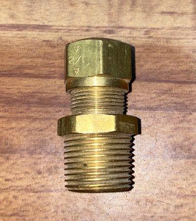 CONECTOR MACHO PARA FRENOS 1 2 A  1 2

										-