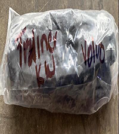 KIT DE GANCHOS FREIGTHLINER

										-