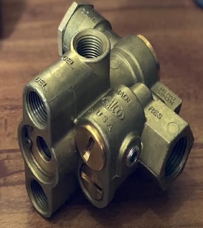 Valvula de vacio o de control ABS 

										-