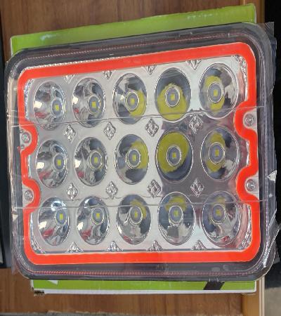 15BR  FARO BLANCO CON ROJO 15 PULGADAS 

										-